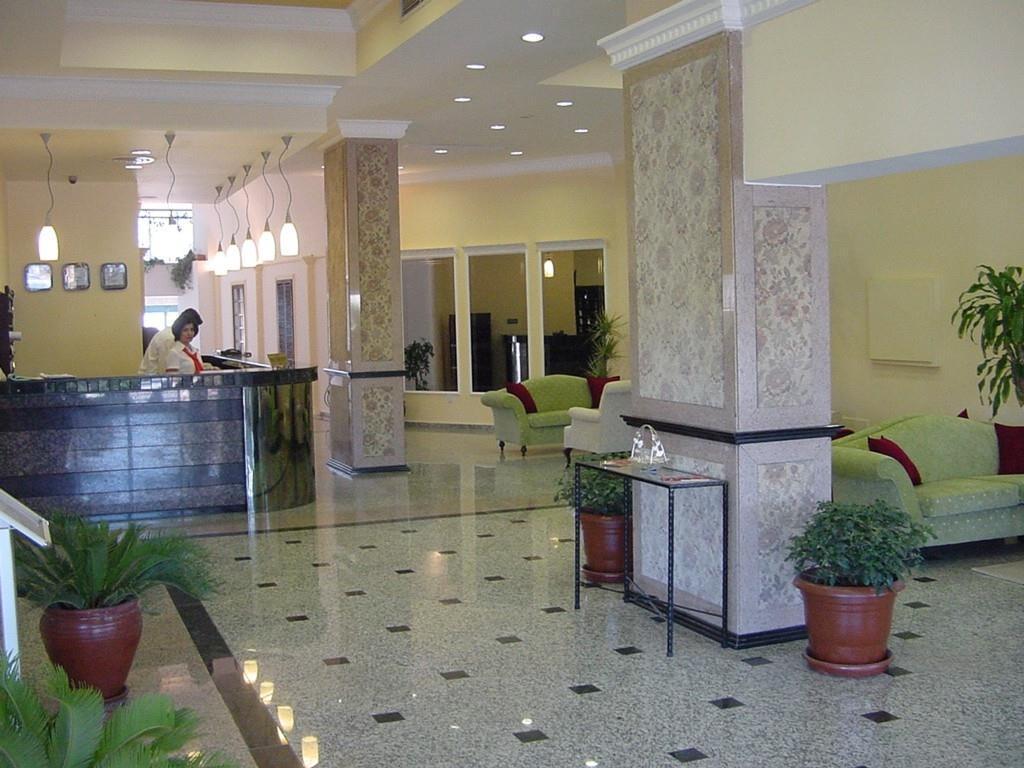 City Royal Hotel And Casino ニコシア エクステリア 写真