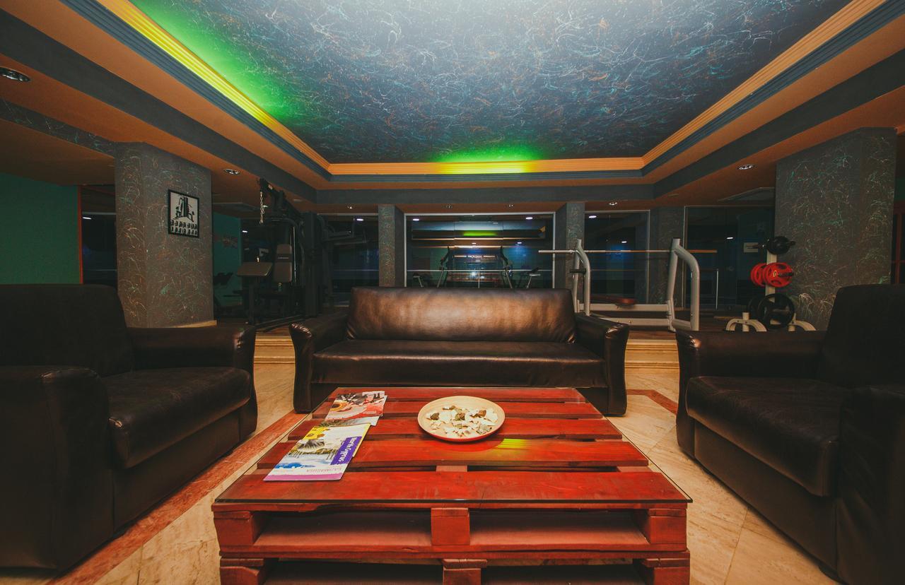 City Royal Hotel And Casino ニコシア エクステリア 写真